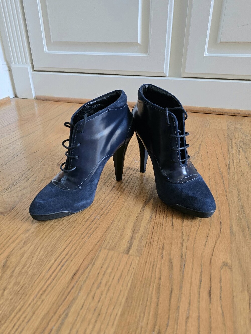 Tod's Womens Blue Suede Heel Ankle Boots